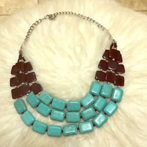 Statement necklace